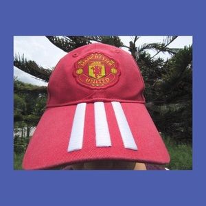 Manchester United Red Adidas Hat